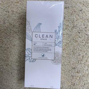 NWT Diffuser scent: rain